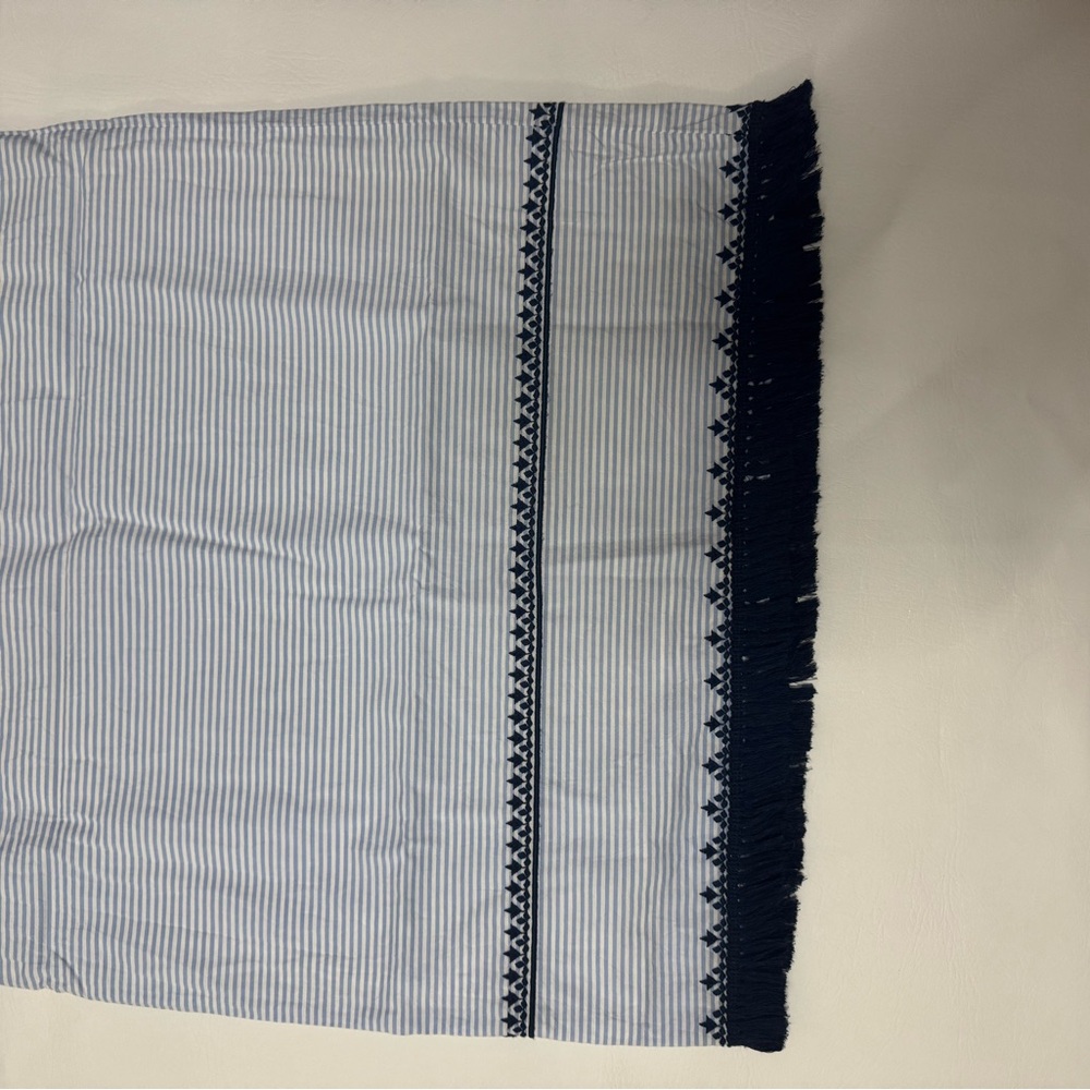 Vineyard Vines White Dress with Navy Embroidery - Picture 7 of 15